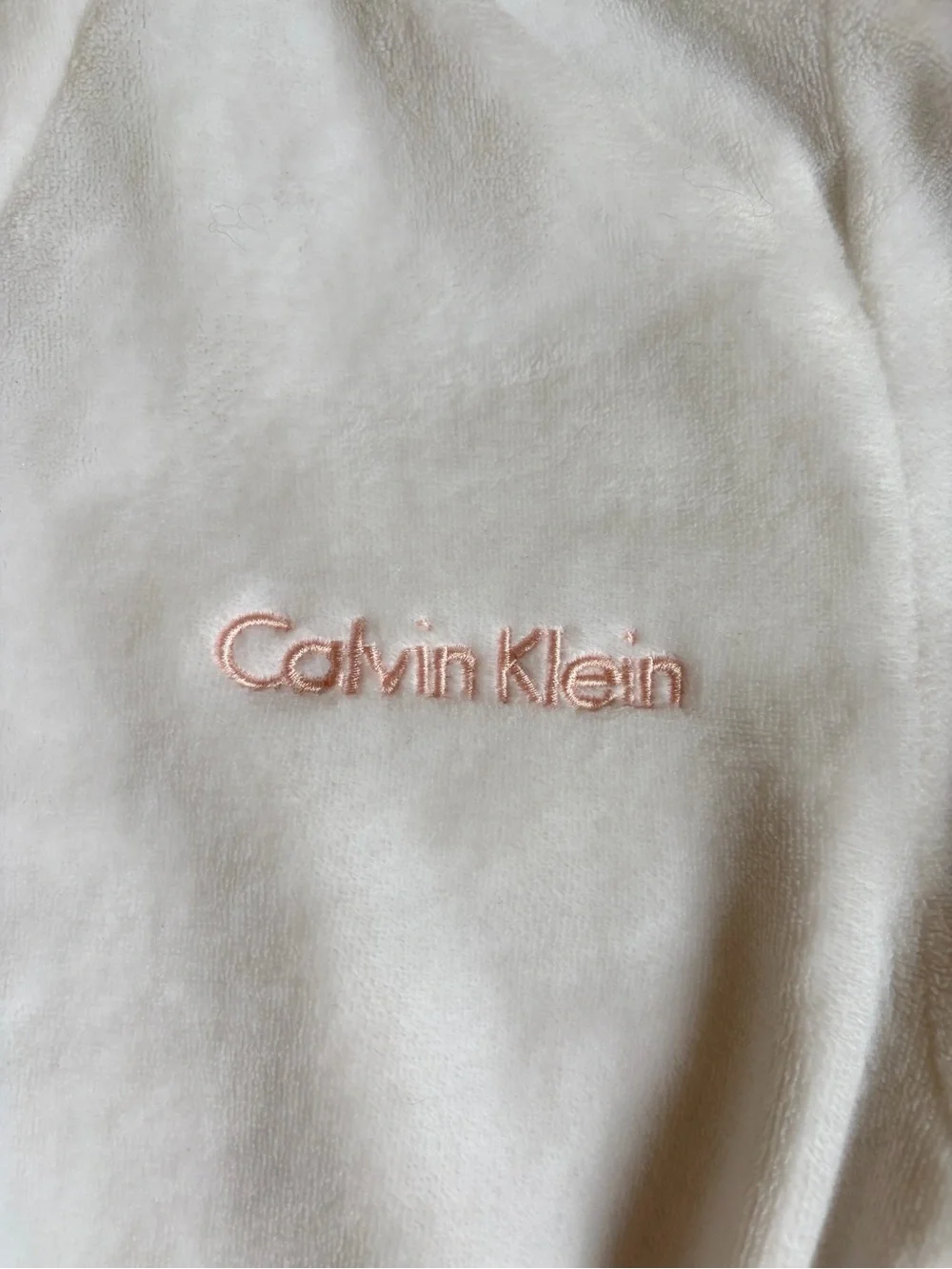 Calvin Klein Robe - Picture 2 of 5
